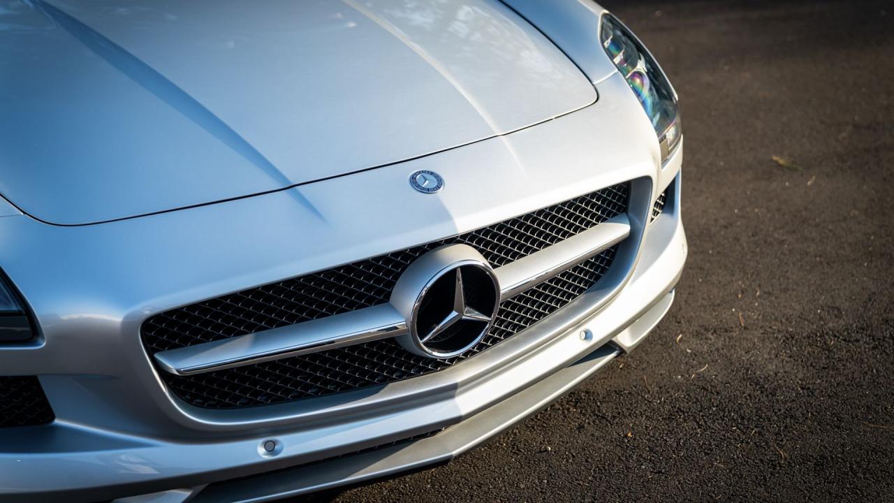 2011 Mercedes - Benz SLS AMG