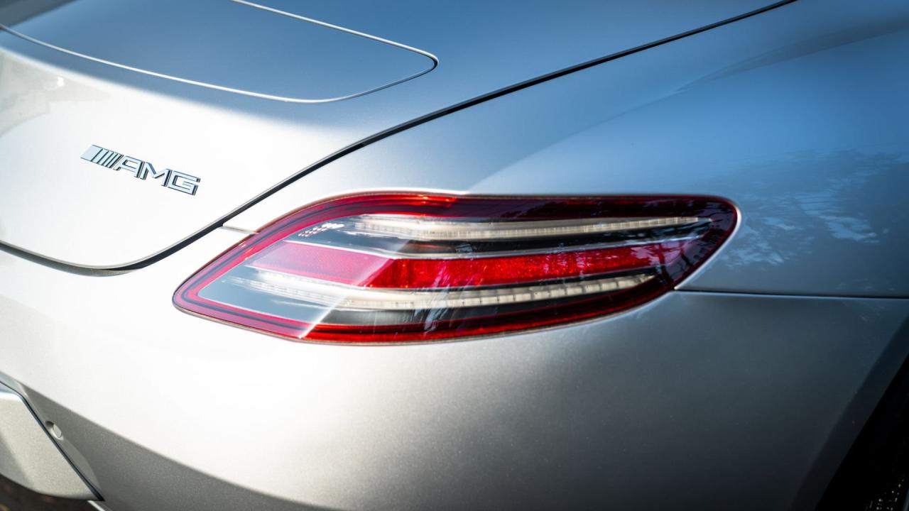 2011 Mercedes - Benz SLS AMG