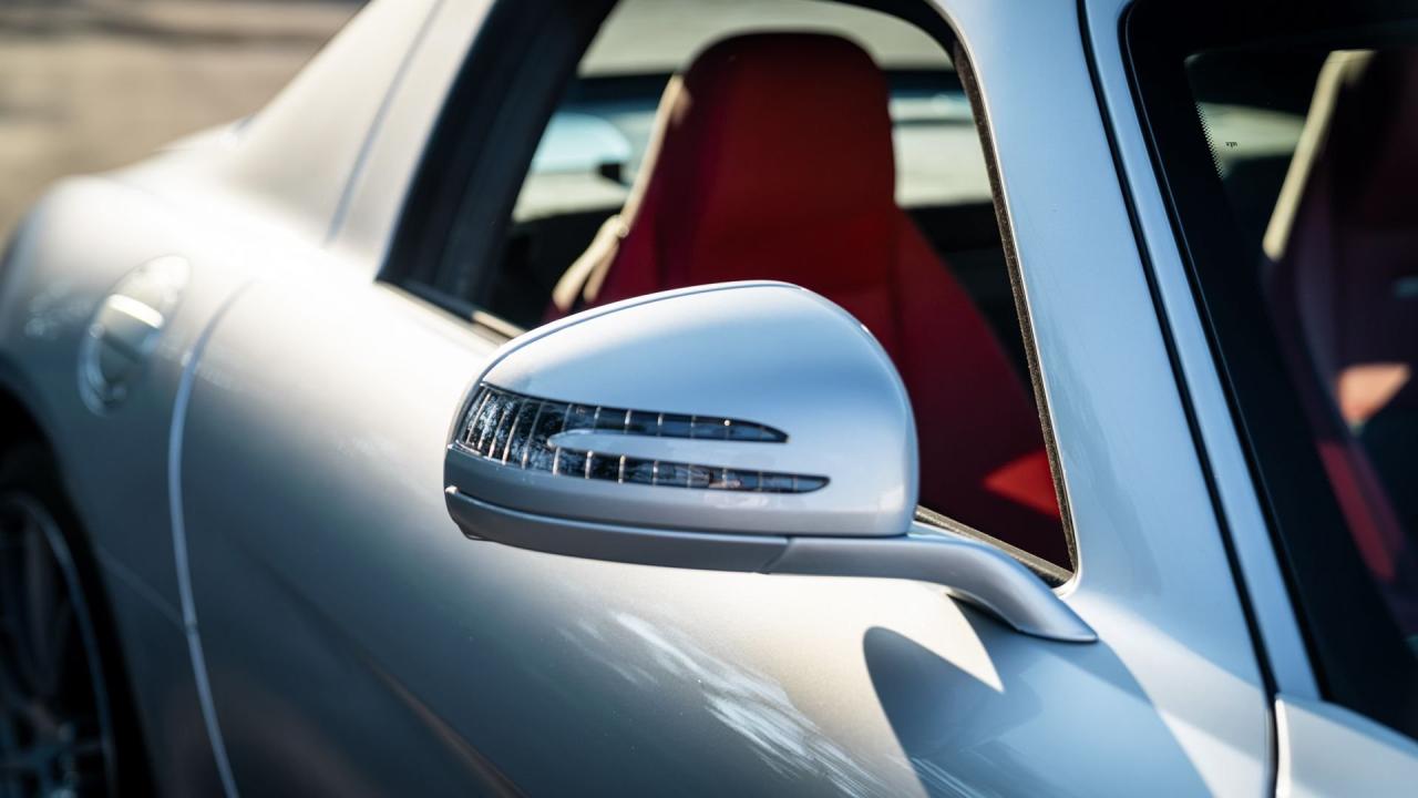 2011 Mercedes - Benz SLS AMG