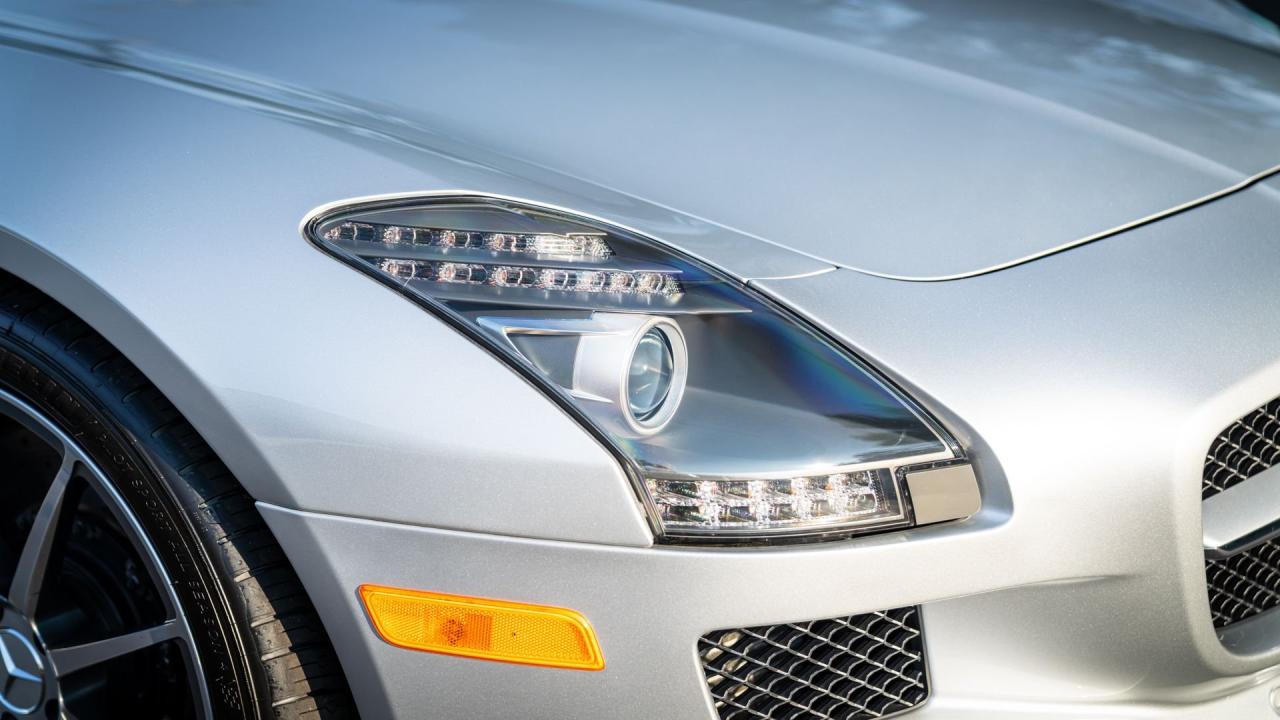 2011 Mercedes - Benz SLS AMG