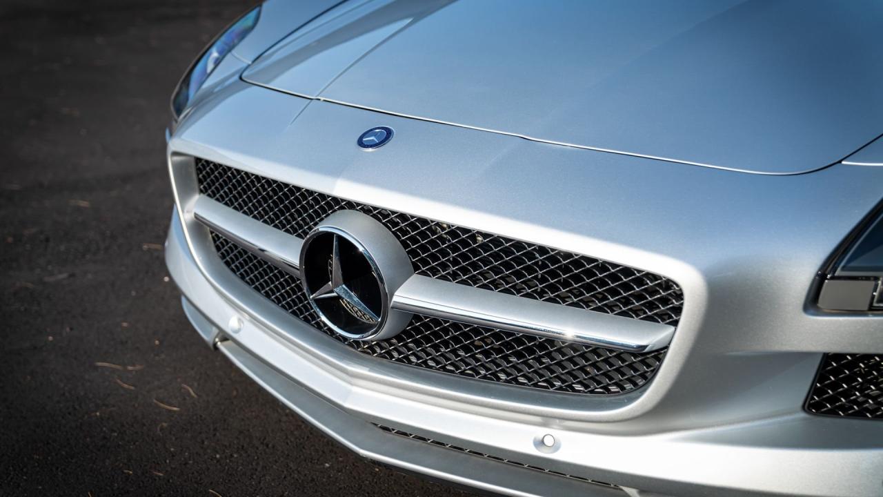 2011 Mercedes - Benz SLS AMG
