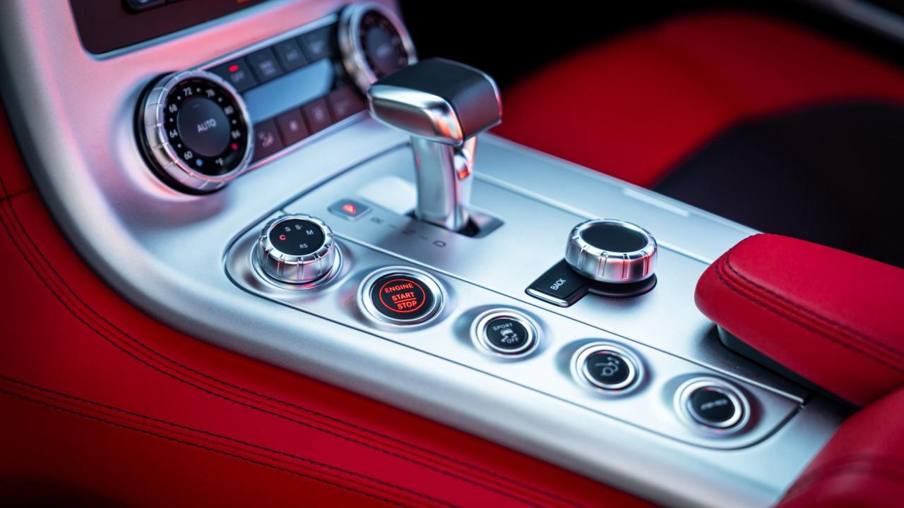 2011 Mercedes - Benz SLS AMG