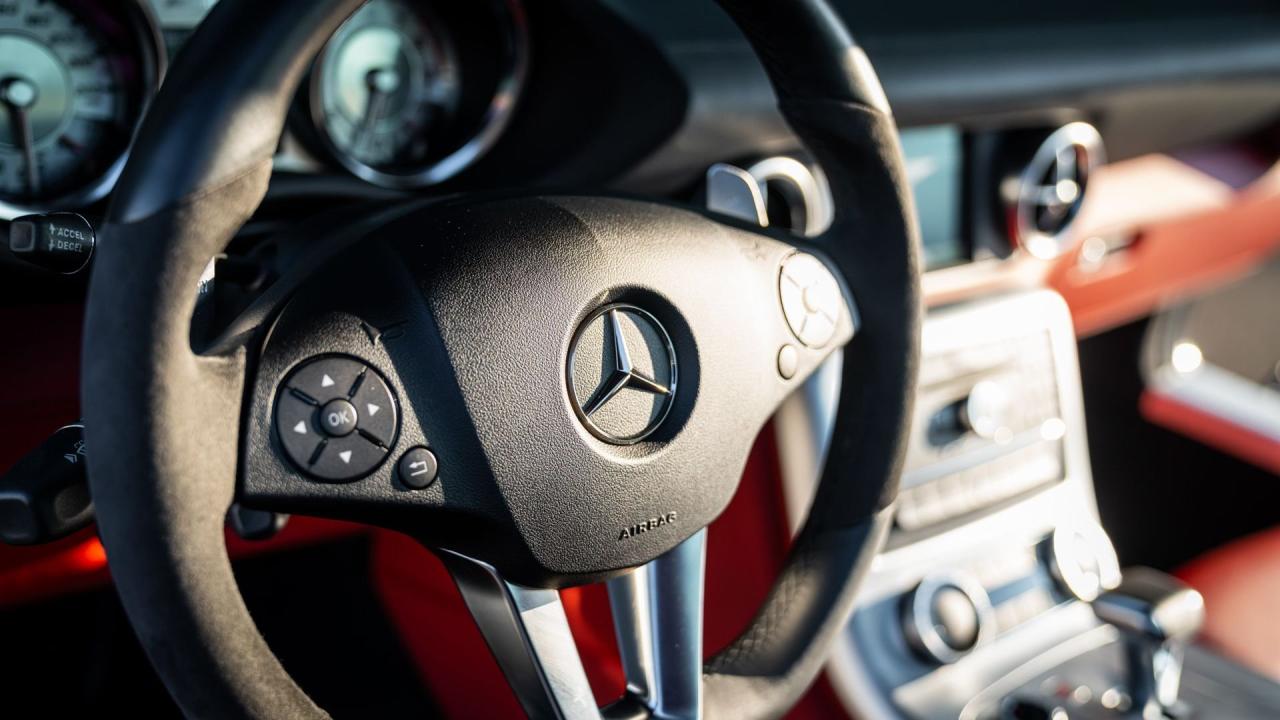 2011 Mercedes - Benz SLS AMG