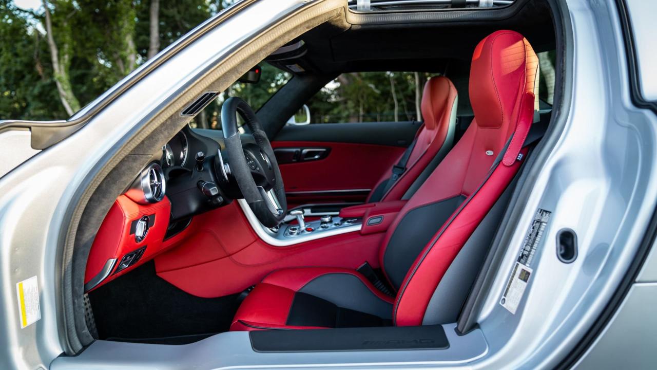 2011 Mercedes - Benz SLS AMG