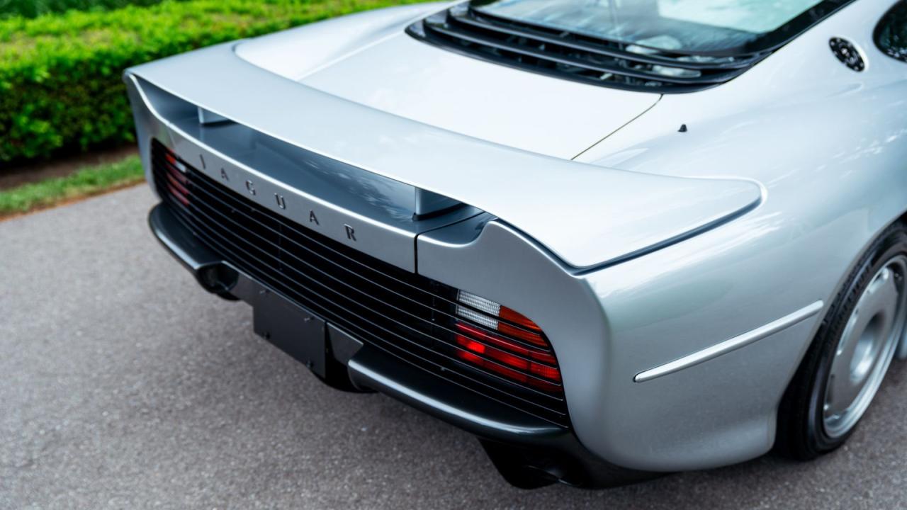 1993 Jaguar XJ220