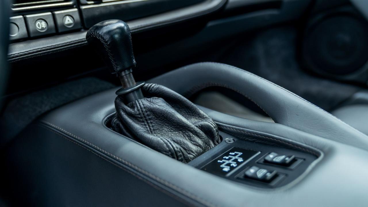 1993 Jaguar XJ220