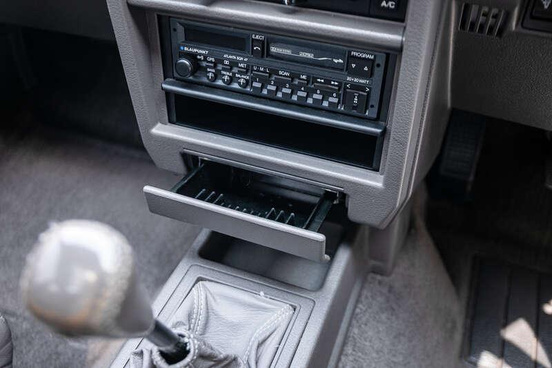 1988 Nissan BLUEBIRD EXECUTIVE I TURBO