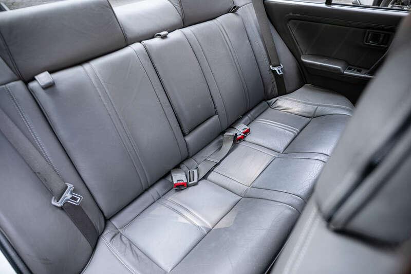 1988 Nissan BLUEBIRD EXECUTIVE I TURBO