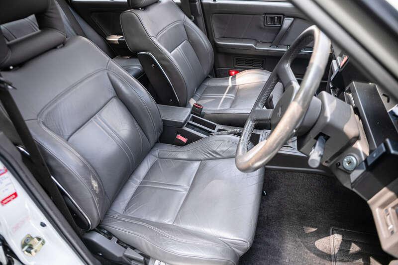 1988 Nissan BLUEBIRD EXECUTIVE I TURBO