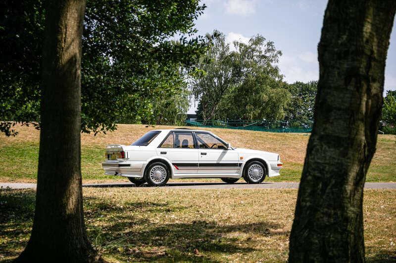1988 Nissan BLUEBIRD EXECUTIVE I TURBO