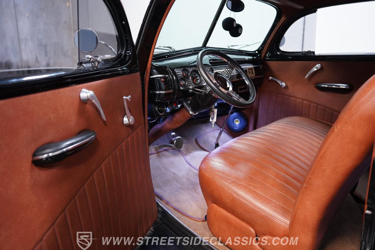 1940 Ford Tudor Sedan Restomod