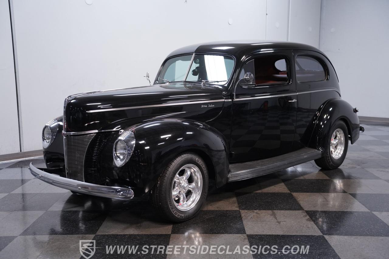 1940 Ford Tudor Sedan Restomod