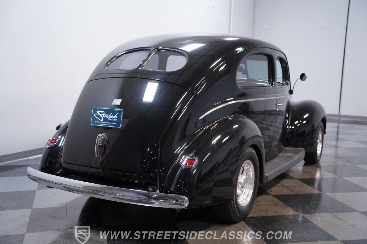 1940 Ford Tudor Sedan Restomod