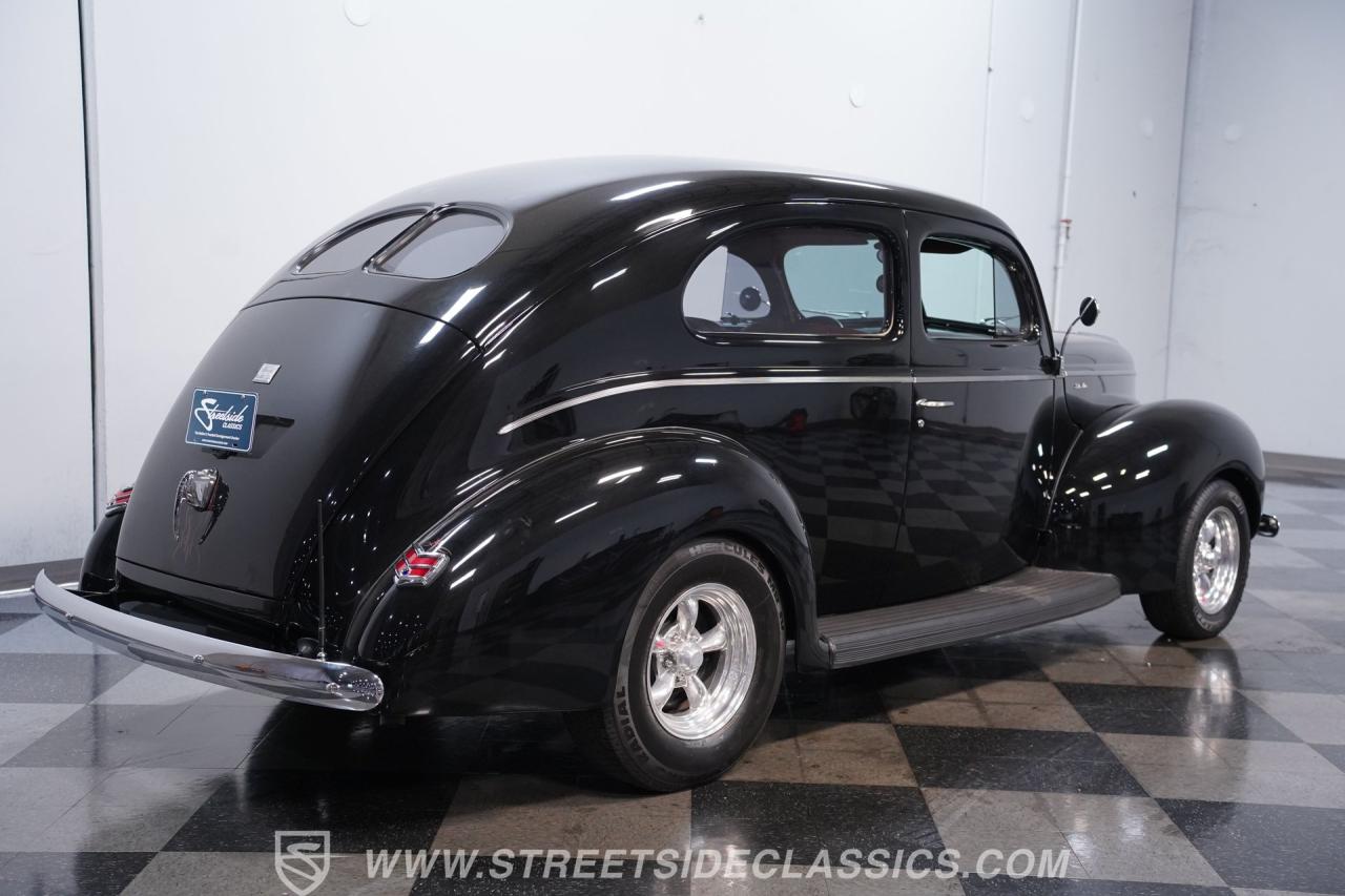 1940 Ford Tudor Sedan Restomod