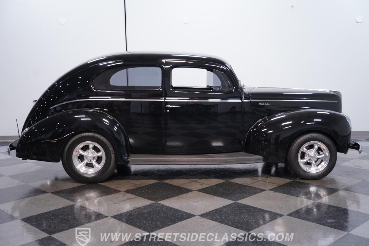 1940 Ford Tudor Sedan Restomod