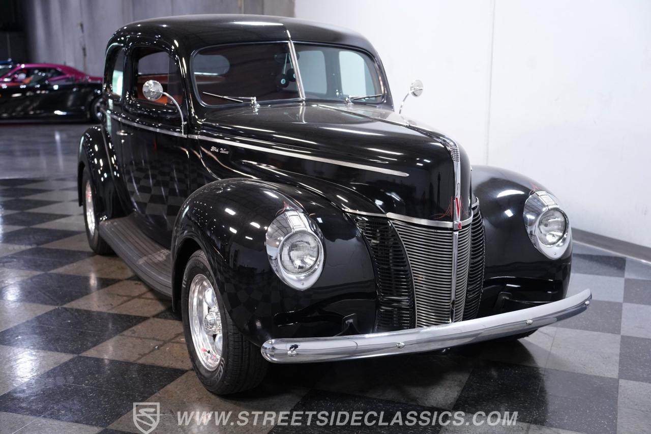 1940 Ford Tudor Sedan Restomod