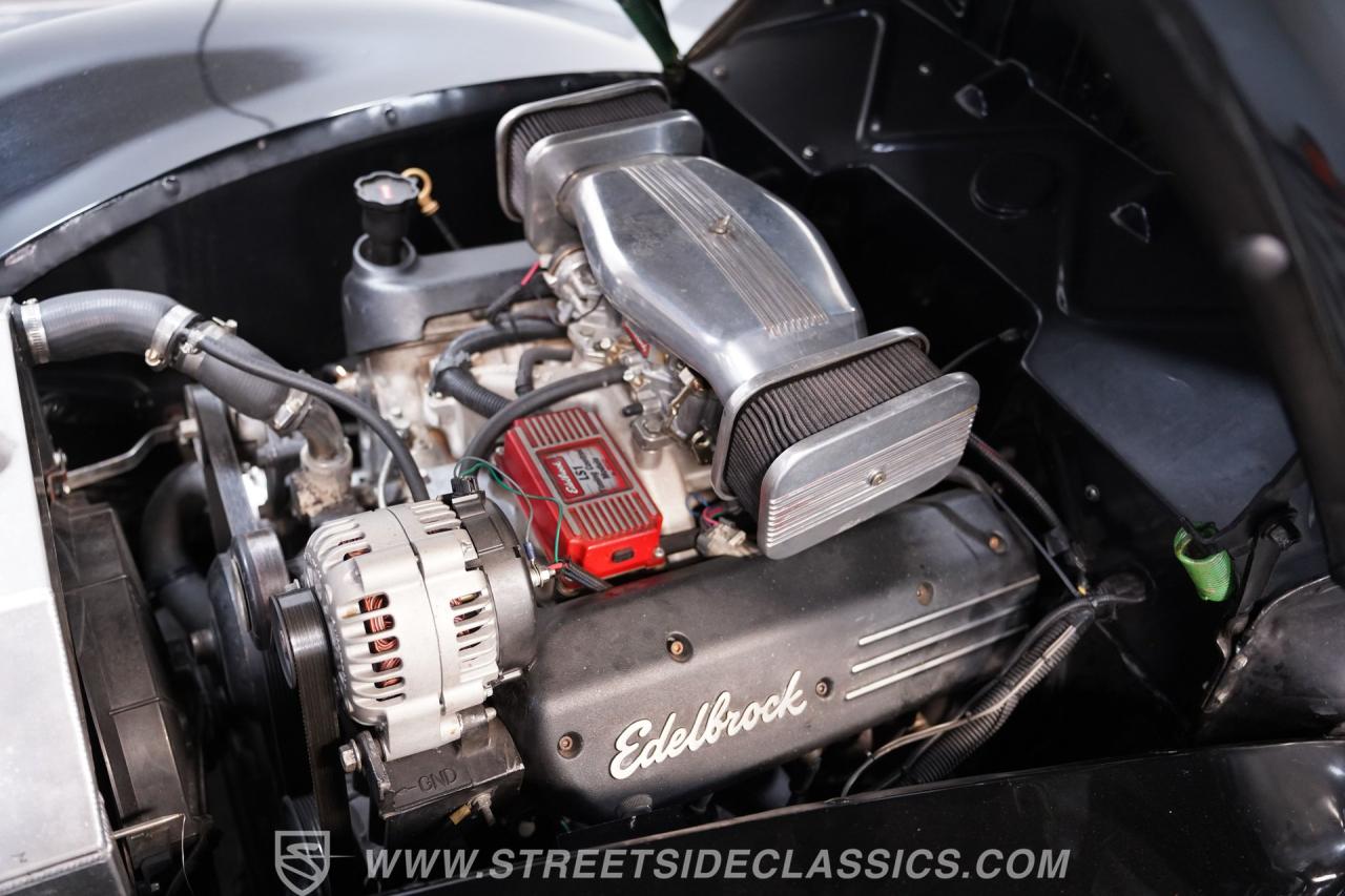 1940 Ford Tudor Sedan Restomod