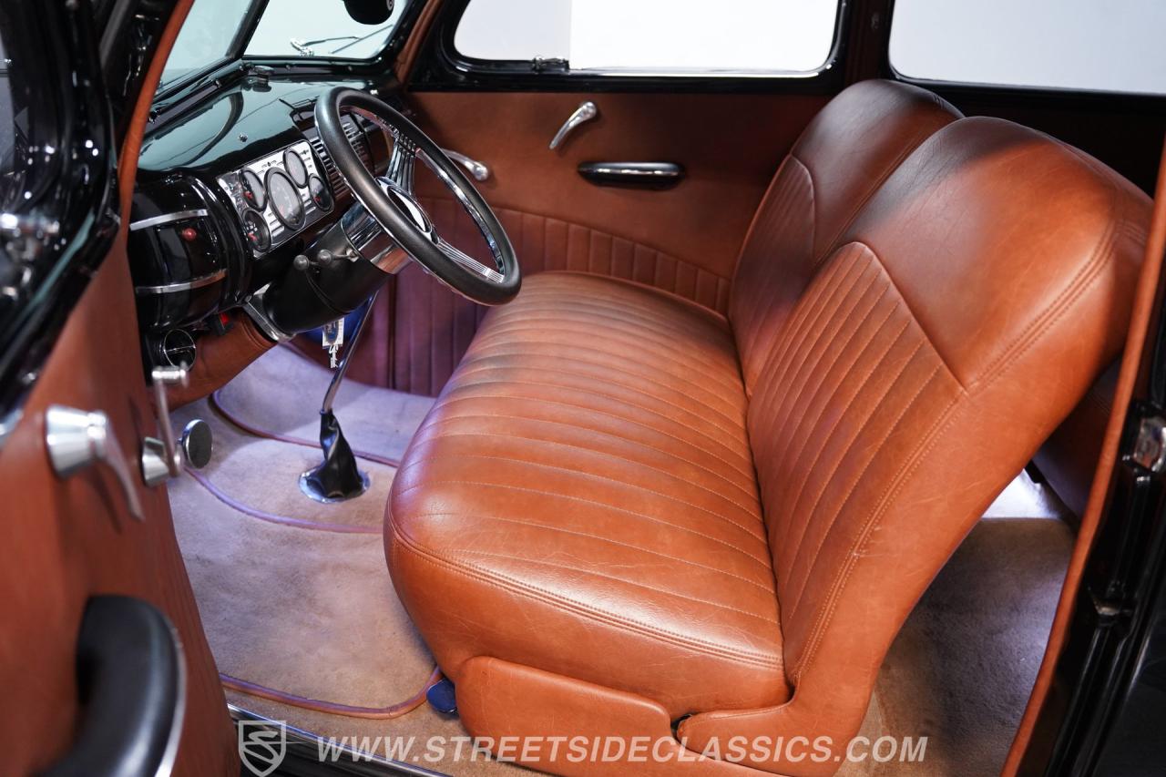 1940 Ford Tudor Sedan Restomod