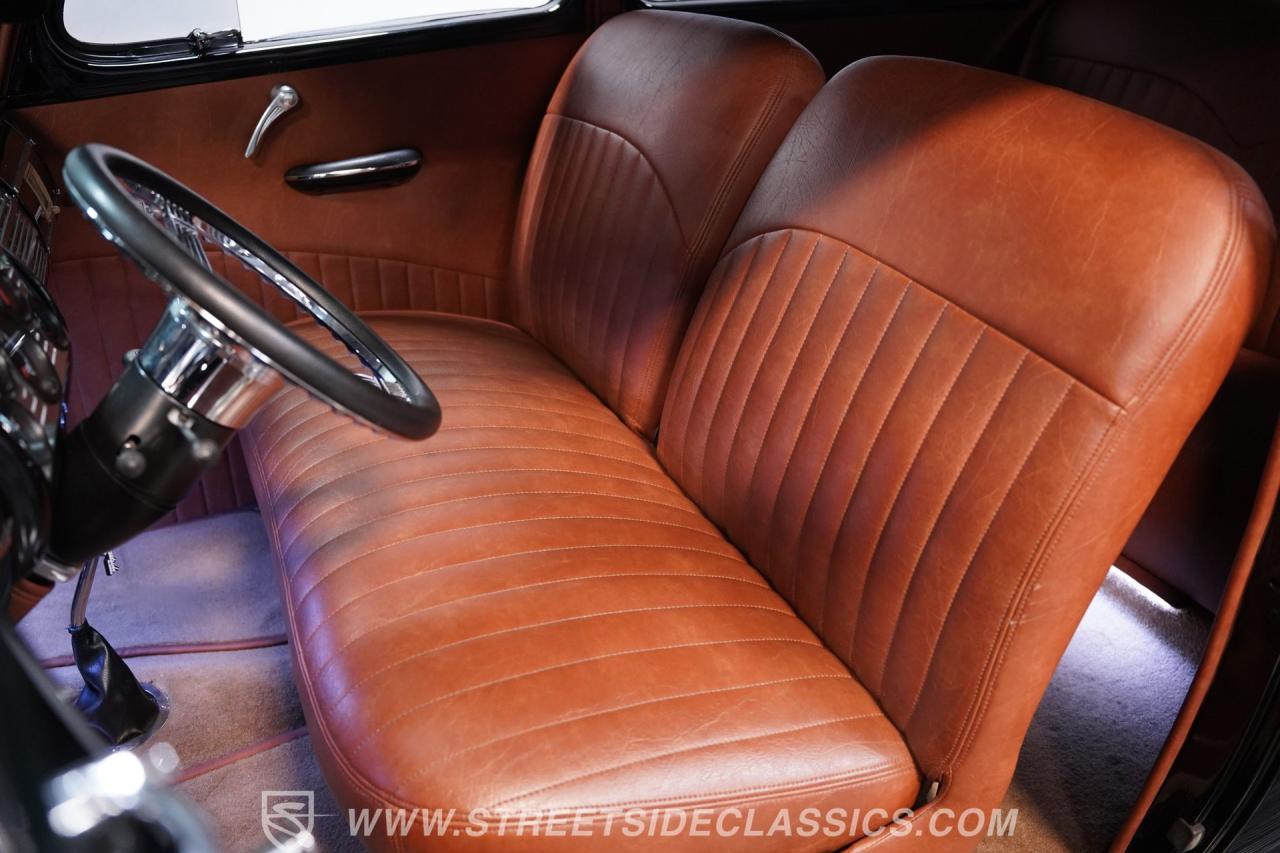 1940 Ford Tudor Sedan Restomod