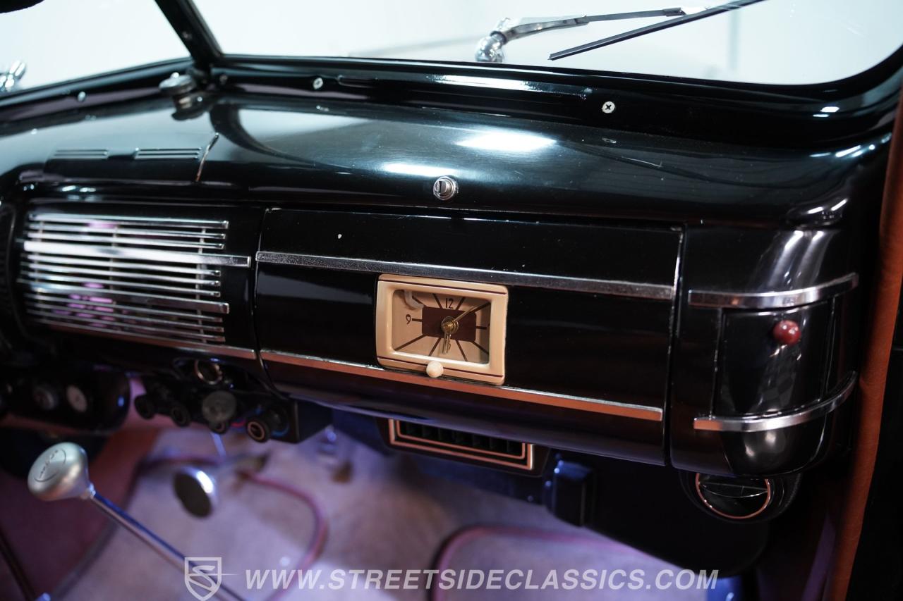 1940 Ford Tudor Sedan Restomod