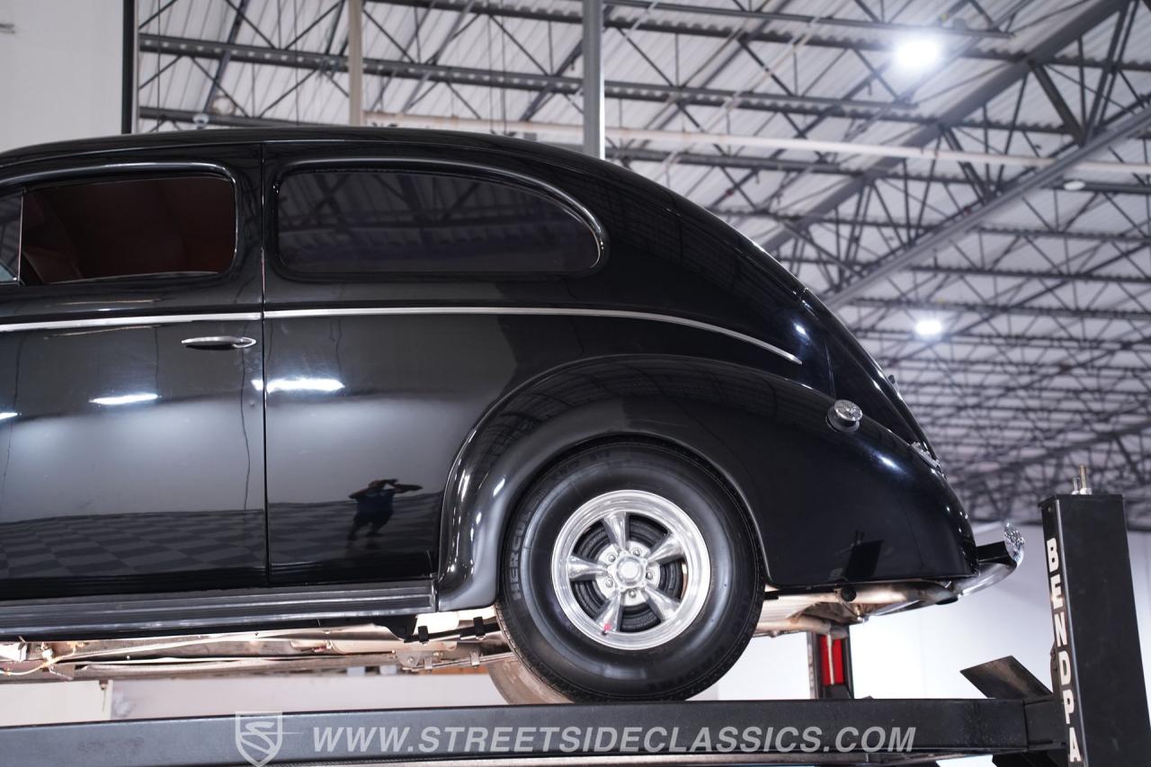 1940 Ford Tudor Sedan Restomod