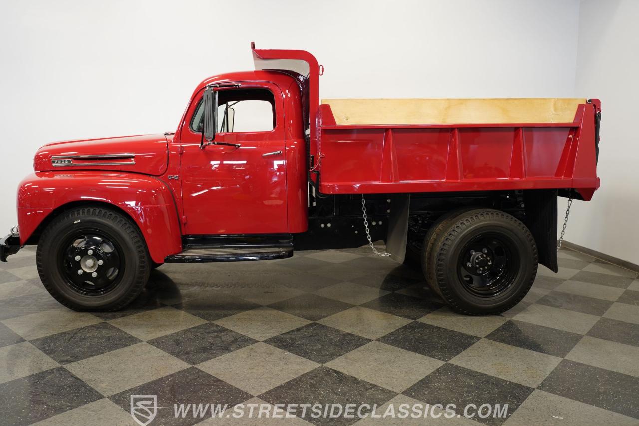 1949 Ford F-6 Pickup