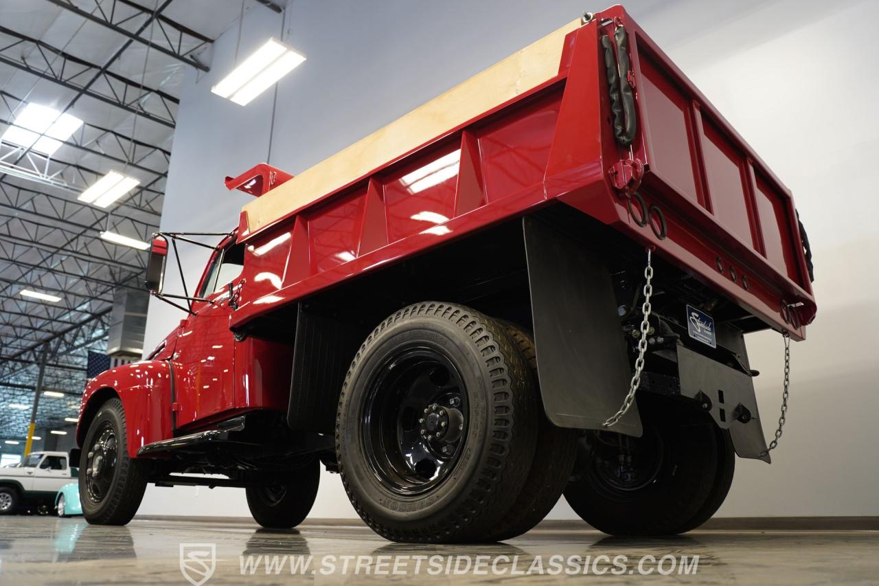 1949 Ford F-6 Pickup