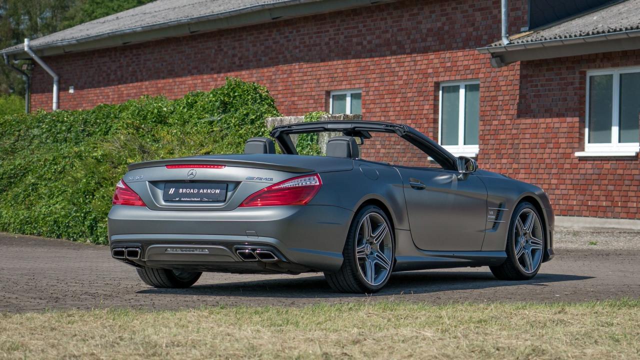 2013 Mercedes - Benz SL 63 AMG