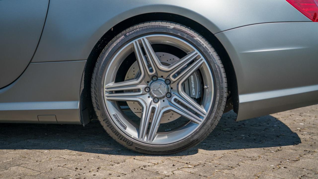 2013 Mercedes - Benz SL 63 AMG