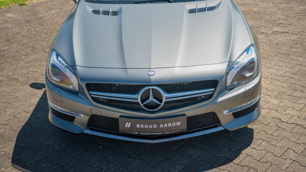 2013 Mercedes - Benz SL 63 AMG