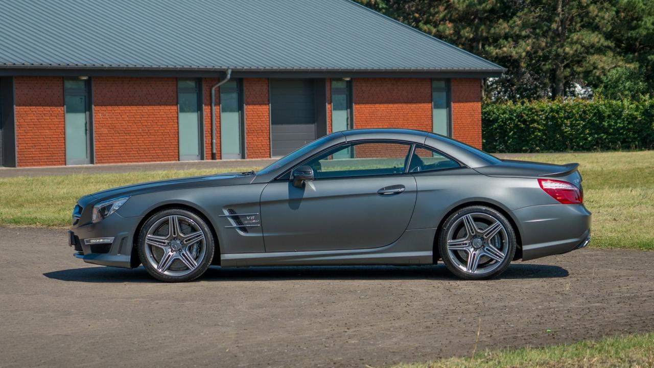 2013 Mercedes - Benz SL 63 AMG