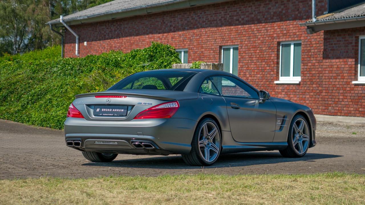 2013 Mercedes - Benz SL 63 AMG