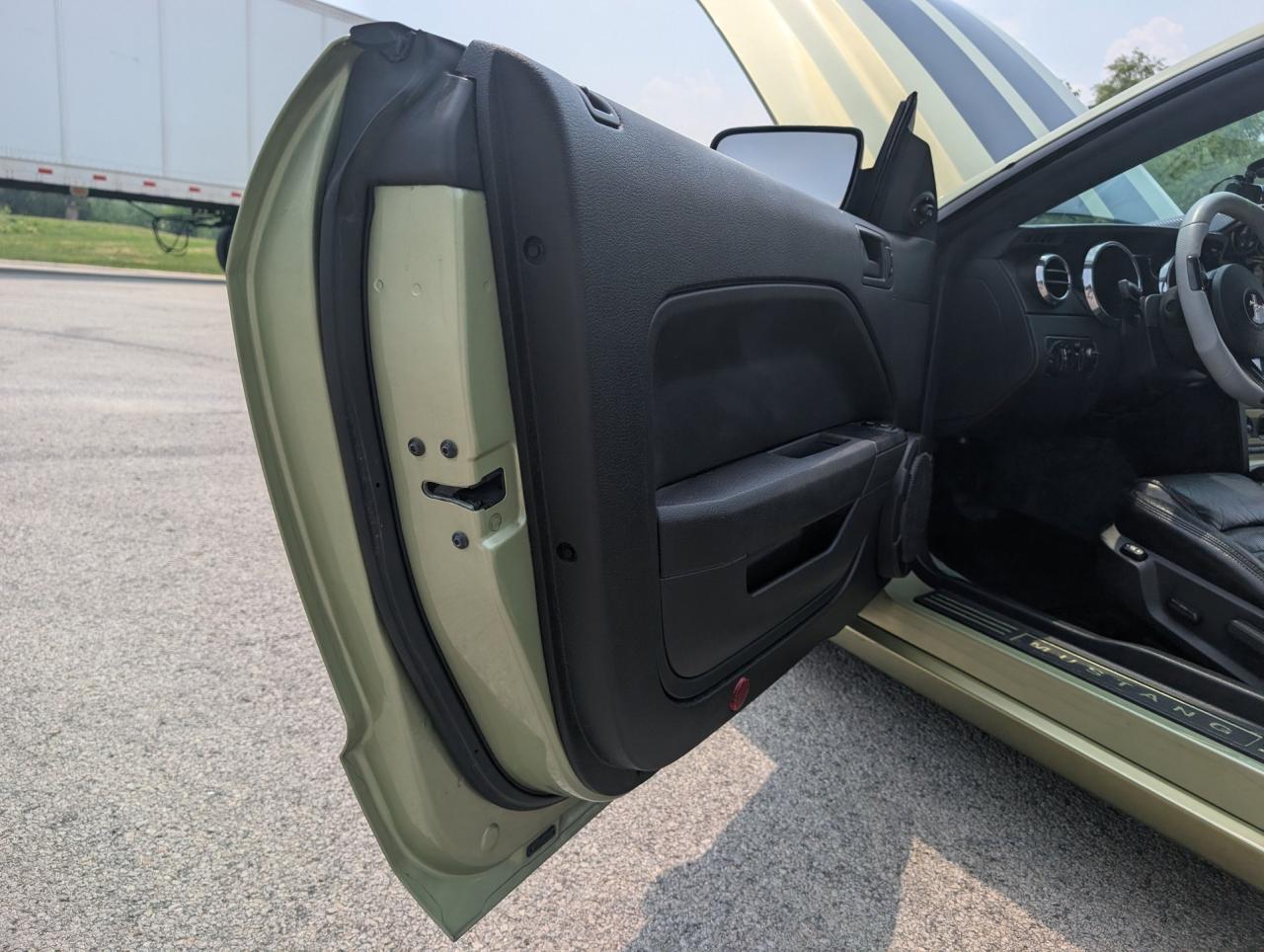 2005 Ford Mustang GT Premium Turbocharged