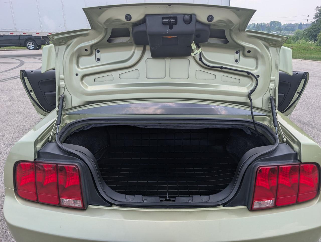 2005 Ford Mustang GT Premium Turbocharged