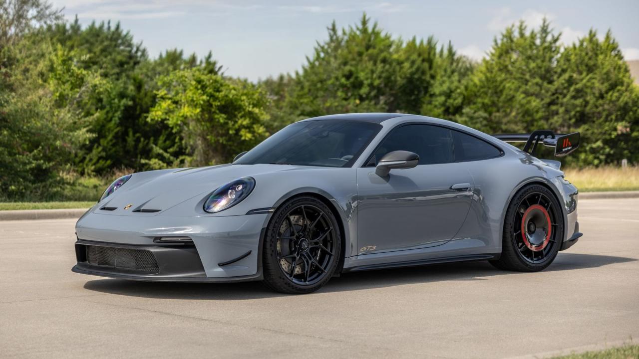 2023 Porsche 911 GT3 "Manthey Racing"