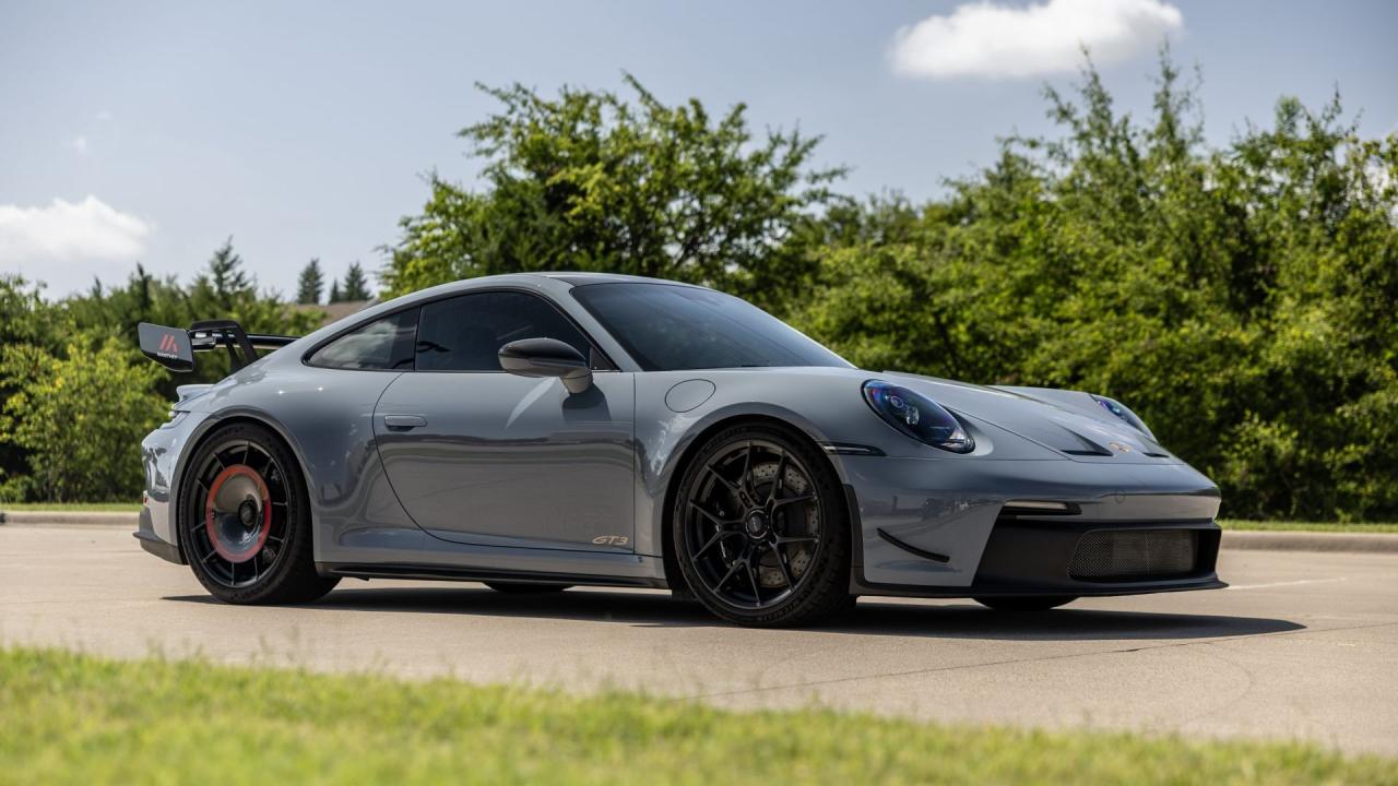2023 Porsche 911 GT3 "Manthey Racing"