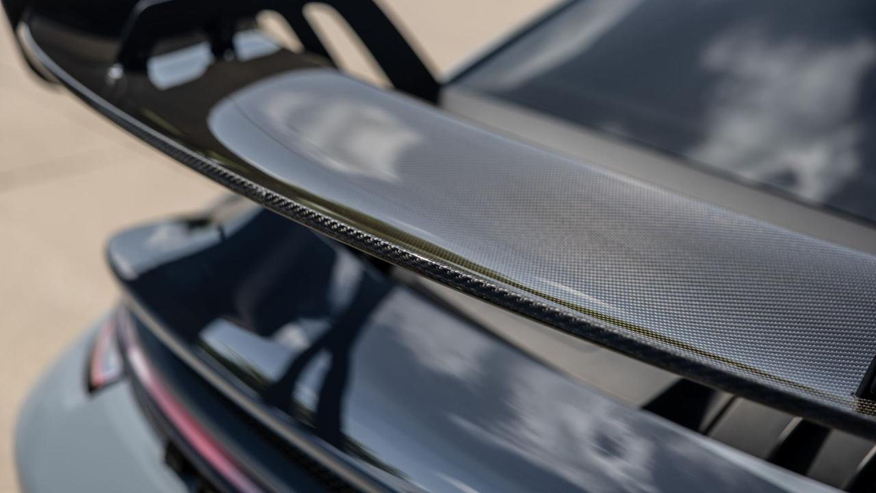 2023 Porsche 911 GT3 "Manthey Racing"