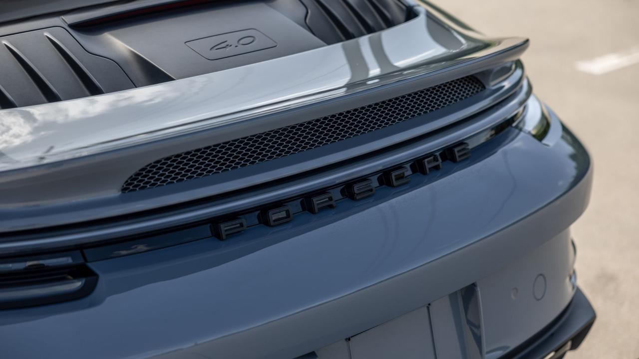 2023 Porsche 911 GT3 "Manthey Racing"