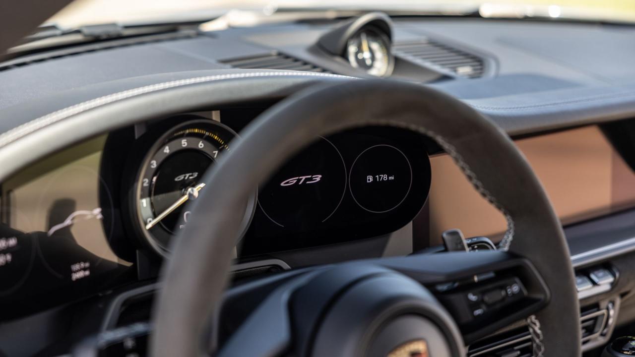 2023 Porsche 911 GT3 "Manthey Racing"