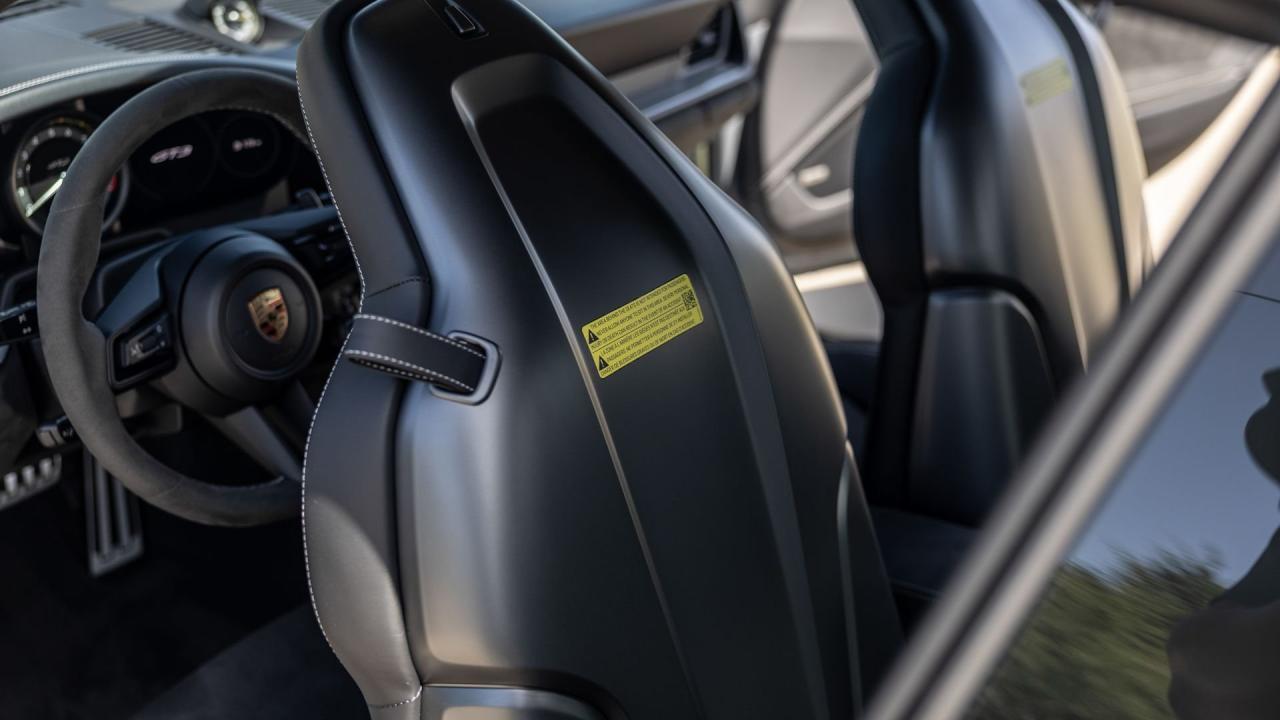 2023 Porsche 911 GT3 "Manthey Racing"