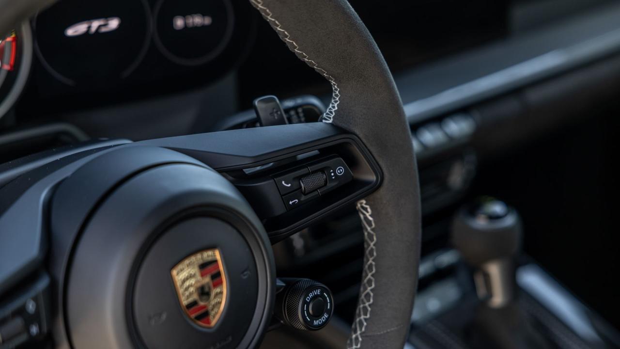 2023 Porsche 911 GT3 "Manthey Racing"