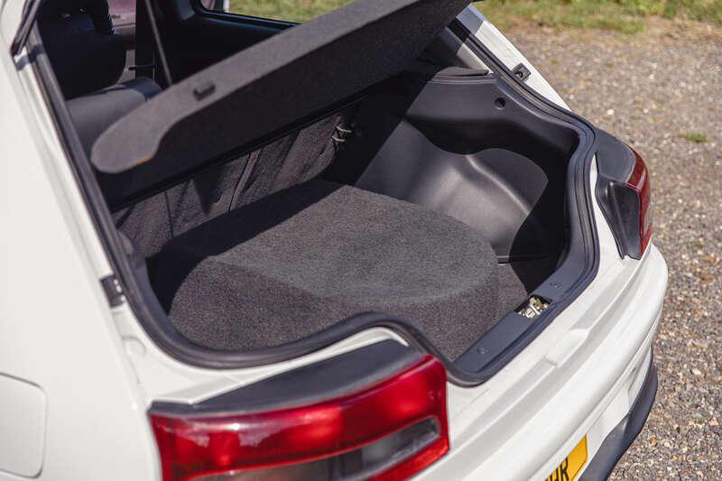 1992 Mazda 323 GT-R