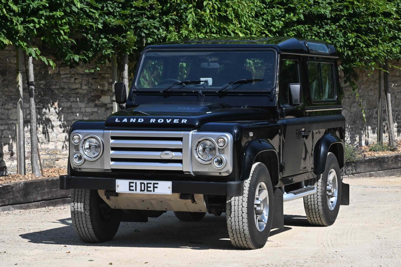 2008 Land Rover Defender 90 SVX