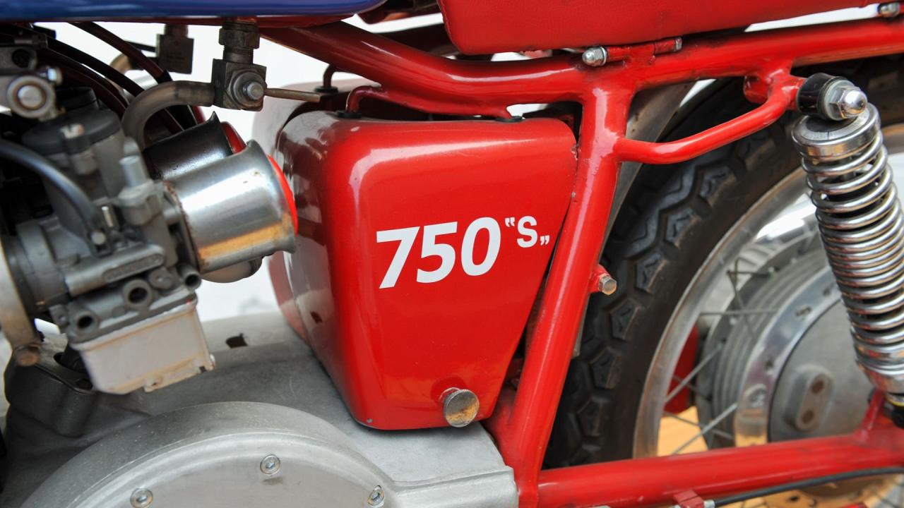 1957 MV Agusta 1100 D2 Autocarro
