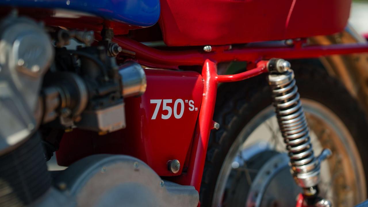 1957 MV Agusta 1100 D2 Autocarro