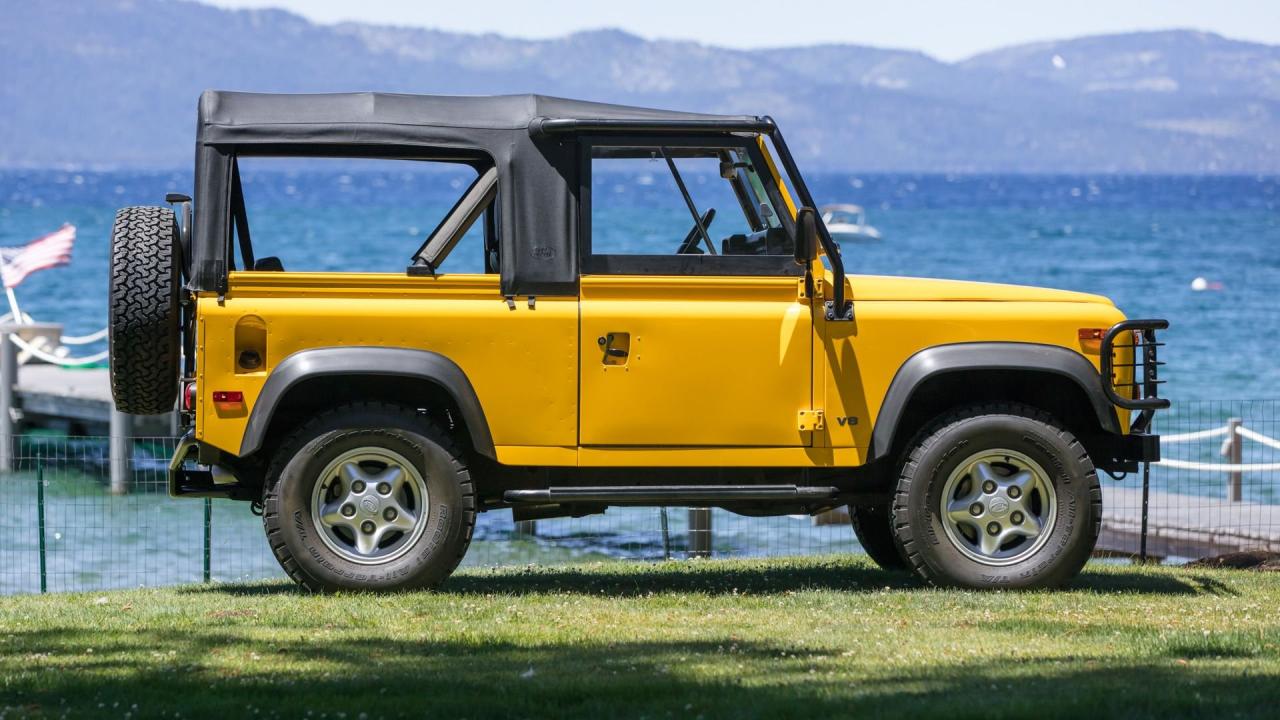 1997 Land Rover Defender 90 NAS