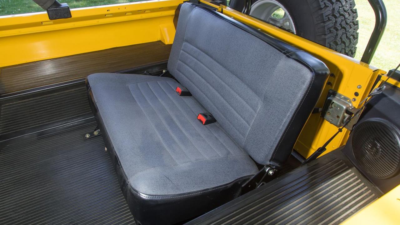 1997 Land Rover Defender 90 NAS