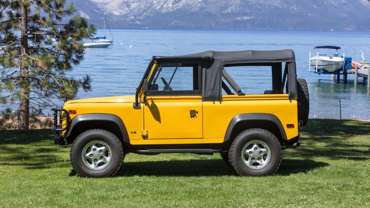 1997 Land Rover Defender 90 NAS