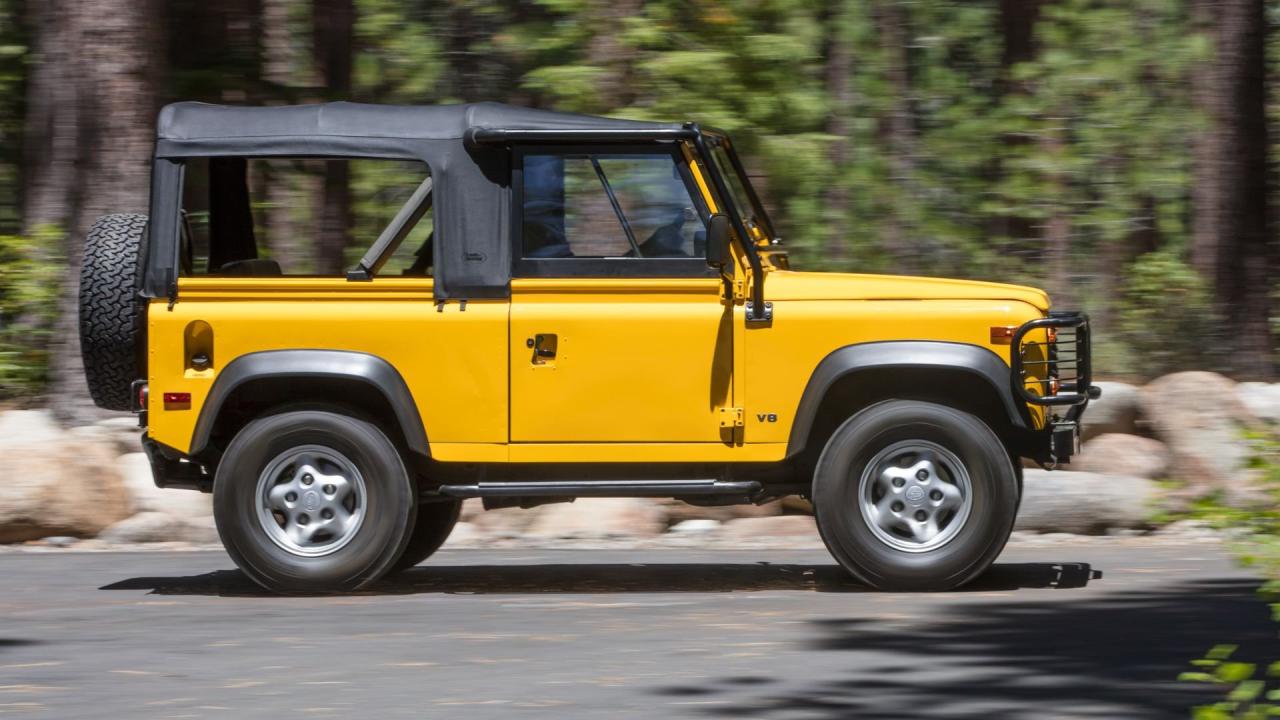 1997 Land Rover Defender 90 NAS