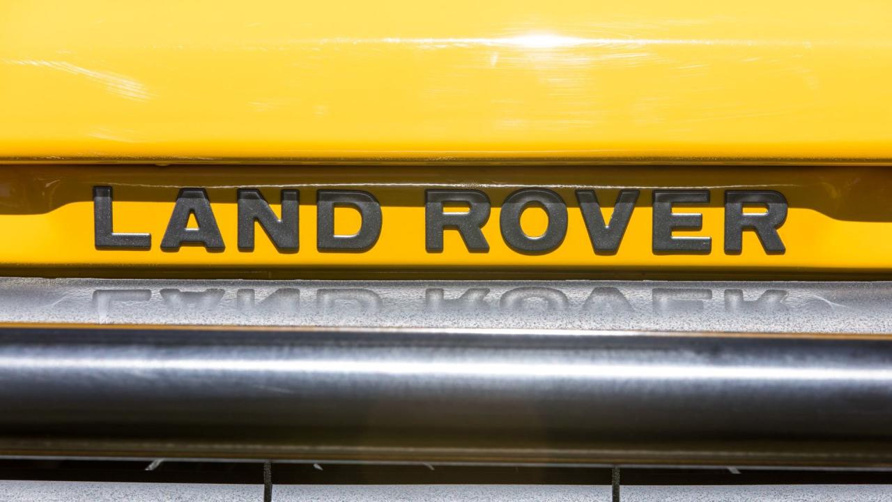 1997 Land Rover Defender 90 NAS